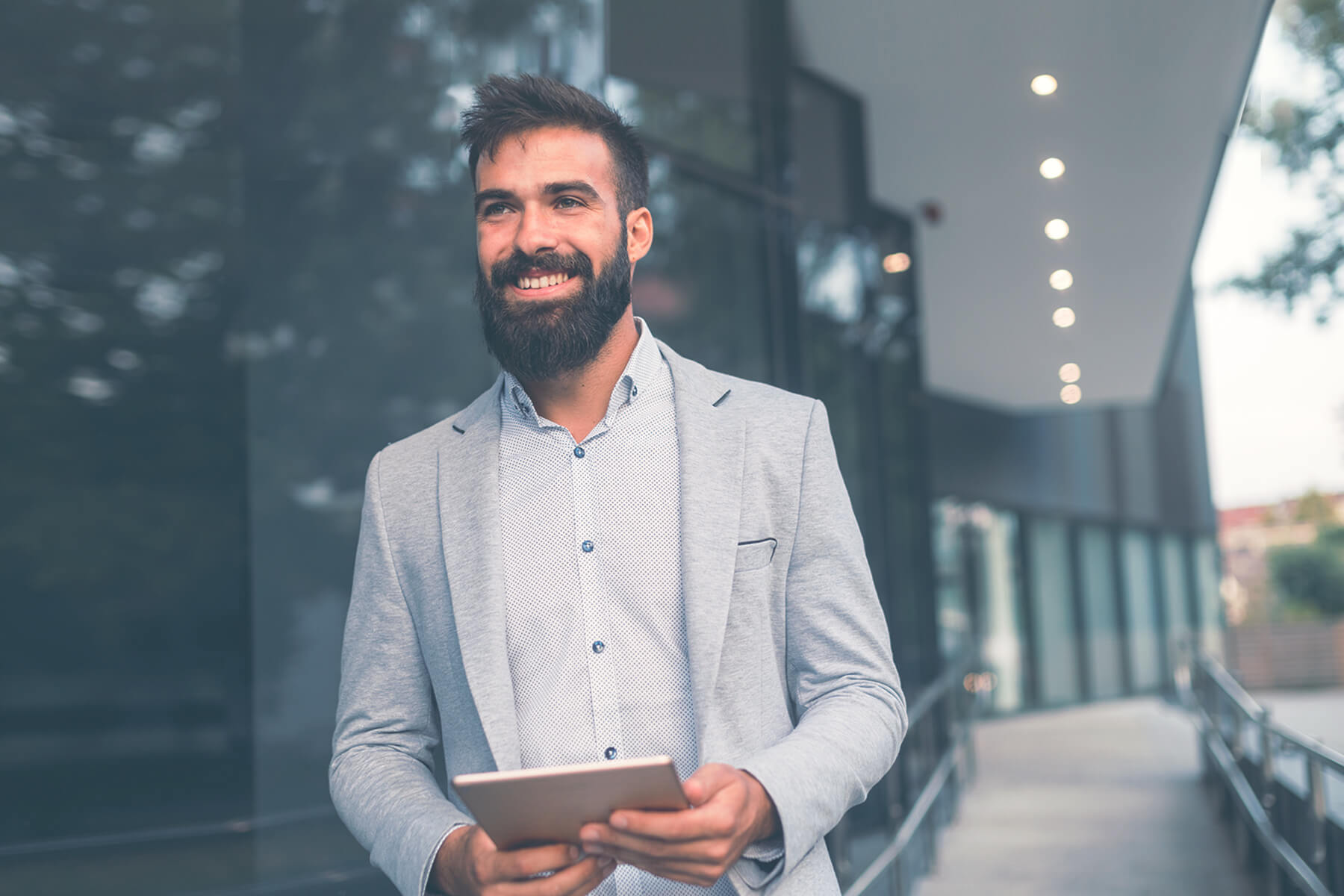 <div style='font-size:15px;line-height:28px'>Intakes</div> JAN - APR - SEP