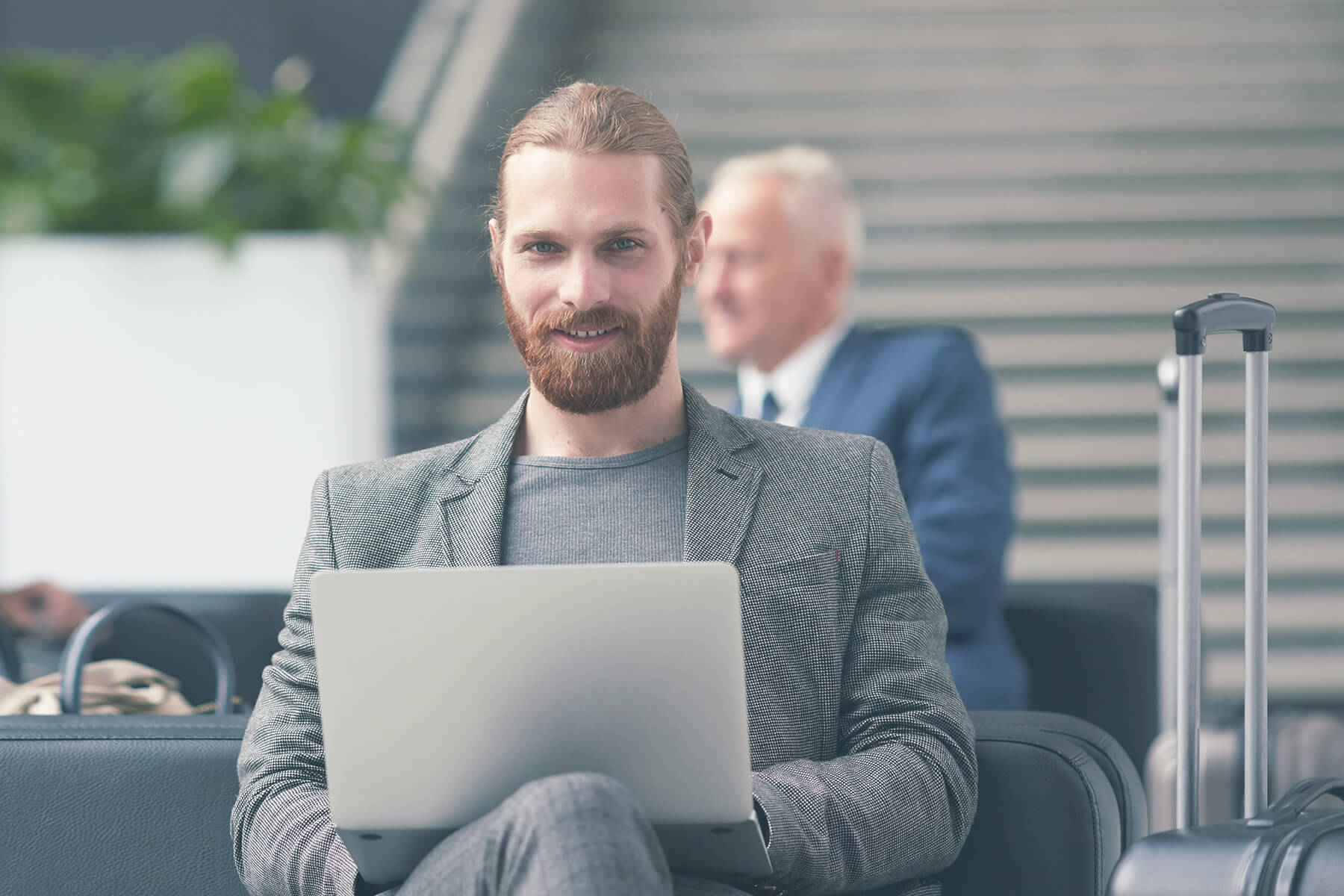 <div style='font-size:15px;line-height:28px'>Intakes</div> JAN - APR - SEP